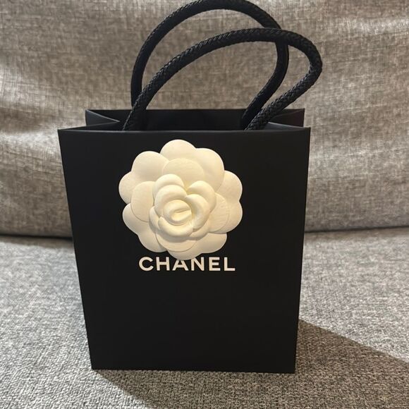 Chanel Black and White Shopping Bag - Picture 1 of 7